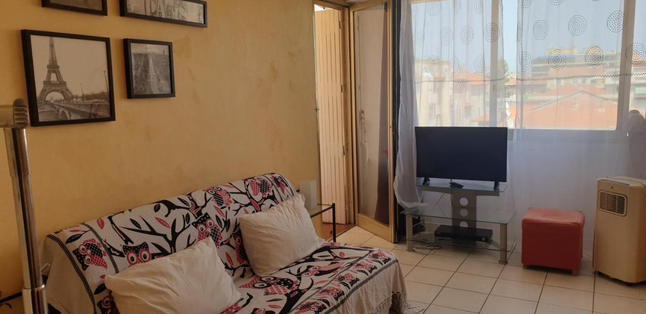 Studios A Golfe Juan Exterior photo