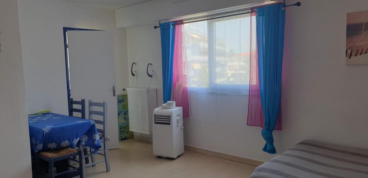 Studios A Golfe Juan Exterior photo